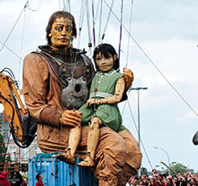 Oeuvre La Géante du Titanic <br/>et le scaphandrier de Royal de Luxe